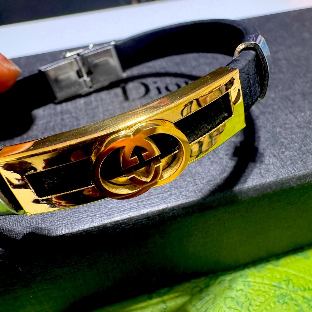 Gucci Style Leather Band Bracelet